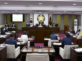 포천시의회, 제158회 제1차 정례회 폐회 … 17건의 안건 처리 기사 이미지